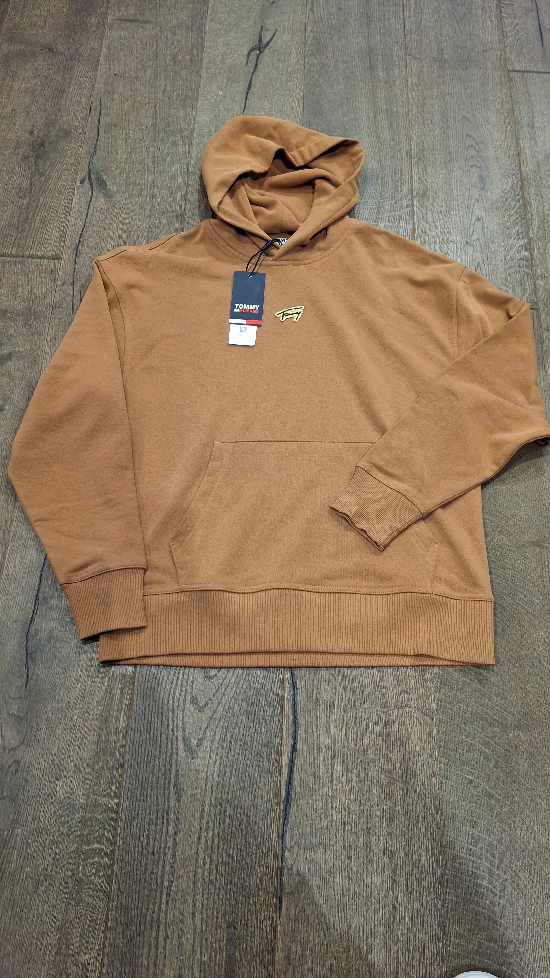 Tommy Hilfiger swaet (str. M)