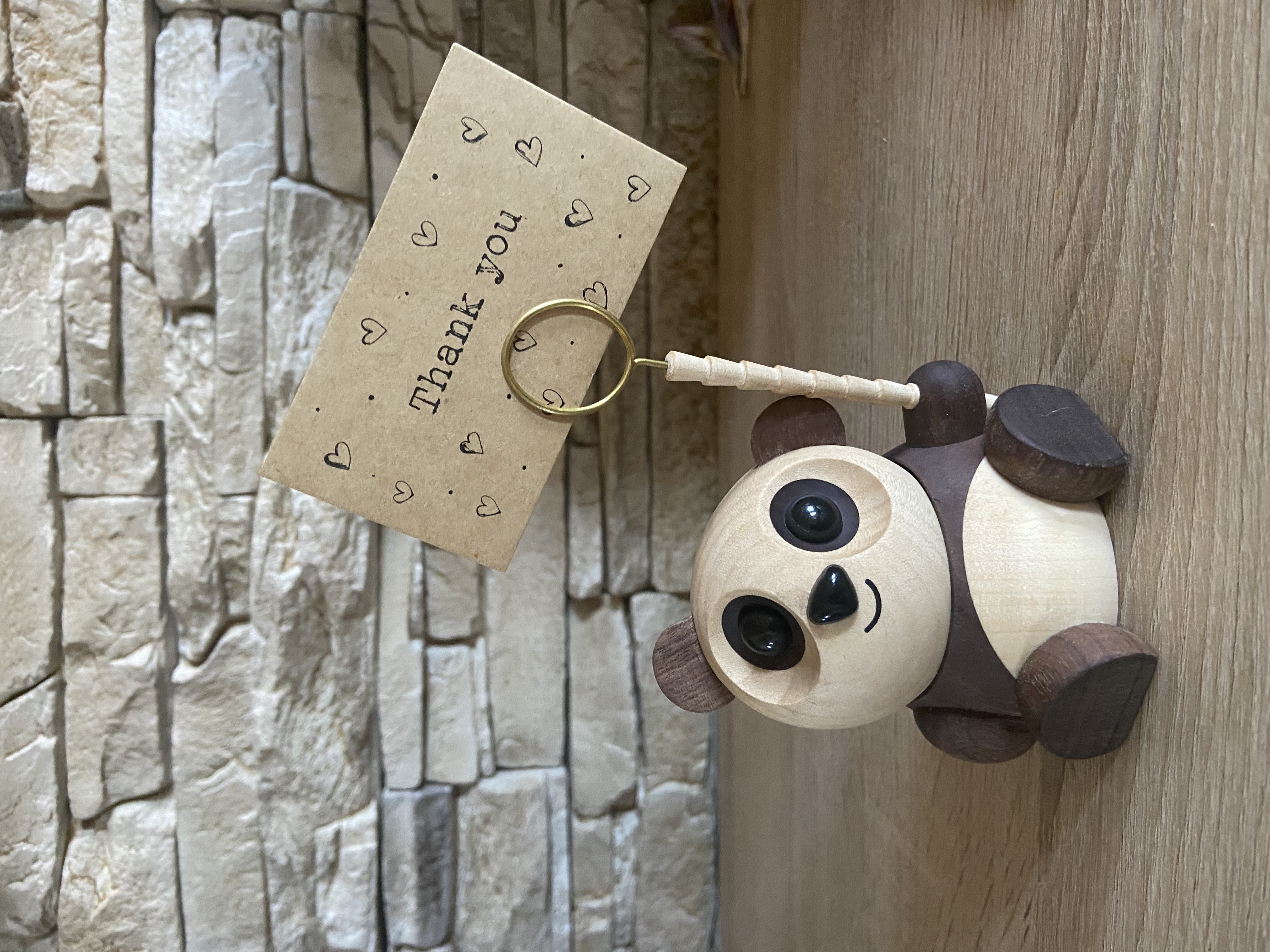 Charmerende Panda figur i træ